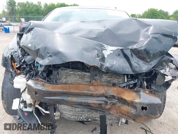 2013 Volkswagen Passat SE с VIN 1VWBP7A36DC012788, выставлен на аукционе IAAI как лот 42365537 с пробегом 140 367 миль миль и . История ставок и продаж доступна на DreamBid. Изображение 6.