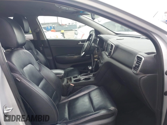 2017 Kia Sportage EX with VIN KNDPN3ACXH7085538, listed as a IAAI auction lot 42586950 with 199,746 mi miles and . Bid and sale history available at DreamBid. Image 5.