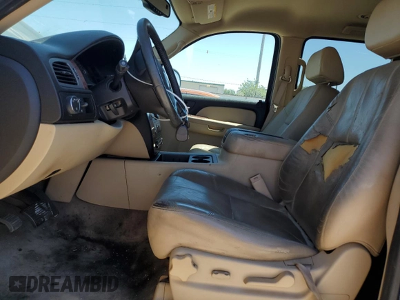 2008 Chevrolet Tahoe 1LT with VIN 1GNFC13068R135372, listed as a Copart auction lot 70810754 with 198,851 mi miles and Clean title. Bid and sale history available at DreamBid. Image 7.