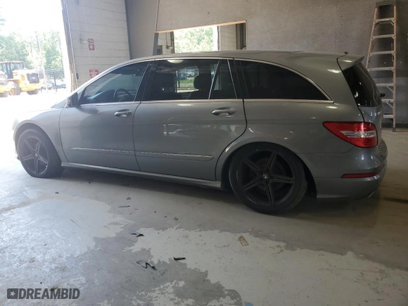2011 Mercedes-Benz R-Class R 350 with VIN 4JGCB6FE2BA116175, listed as a Copart auction lot 59479494 with 177,448 mi miles and Clean Title. Bid and sale history available at carsss.com. Image 2.