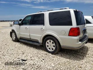 2004 Lincoln Navigator Luxury with VIN 5LMFU27R84LJ41183, listed as a Copart auction lot 58040754 with 103,072 mi miles and Salvage Title. Bid and sale history available at carsss.com. Image 2.