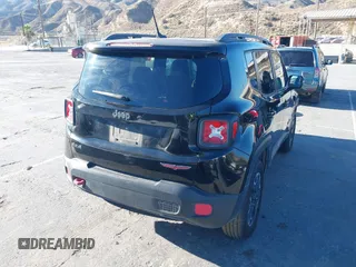 2015 Jeep Renegade Trailhawk с VIN ZACCJBCT2FPC20013, выставлен на аукционе IAAI как лот 42680212 с пробегом 285 990 миль миль и . История ставок и продаж доступна на DreamBid. Изображение 4.