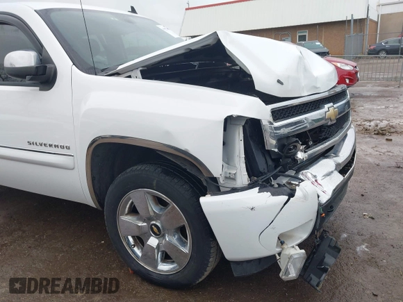 2011 Chevrolet Silverado 1500 LT with VIN 1GCRKSE32BZ176823, listed as a IAAI auction lot 41957809 with 136,759 mi miles and . Bid and sale history available at DreamBid. Image 6.