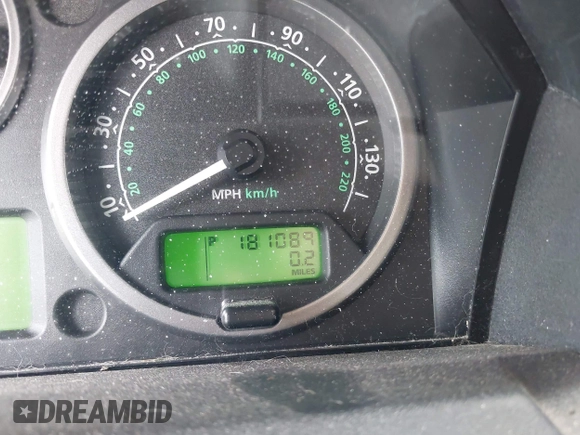 2005 Land Rover LR3 SE z VIN SALAE25485A336499, wystawiony jako IAAI lot #42461282 z przebiegiem 181 089 mil mil oraz . Historia ofert i sprzedaży dostępna na DreamBid. Obrazek 7.
