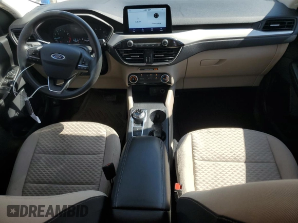 2021 Ford Escape SE z VIN 1FMCU0G69MUA86107, wystawiony jako Copart lot #57448275 z przebiegiem 34 925 mil mil oraz Szkoda całkowita • Salvage title. Historia ofert i sprzedaży dostępna na DreamBid. Obrazek 8.