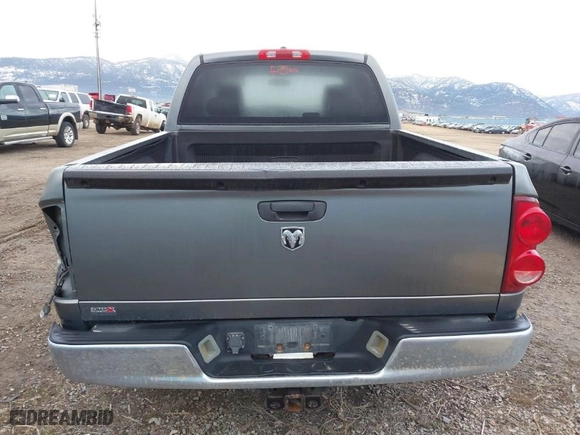 2008 Dodge Ram 1500 SLT with VIN 1D7HU18258J205828, listed as a IAAI auction lot 41825878 with 293,038 mi miles. Bid and sale history available at carsss.com. Image 16.