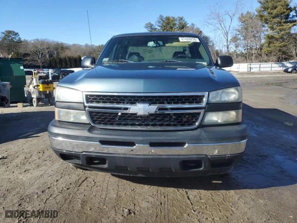 2006 Chevrolet Silverado 1500 LT1 with VIN 1GCEK19V76Z215657, listed as a Copart auction lot 47428255 with 118,421 mi miles and Clean Title. Bid and sale history available at carsss.com. Image 5.