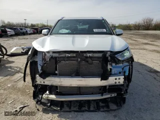 2022 Toyota Highlander Platinum with VIN 5TDFZRBH0NS207760, listed as a Copart auction lot 51809085 with 45,878 mi miles and Salvage Title. Bid and sale history available at carsss.com. Image 5.