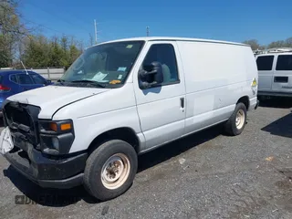 2010 Ford Econoline Cargo Commercial z VIN 1FTNE1EW1ADA91221, wystawiony jako IAAI lot #41306156 z przebiegiem 154 172 mil mil oraz . Historia ofert i sprzedaży dostępna na DreamBid. Obrazek 2.