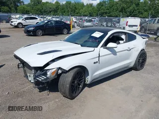 2017 Ford Mustang GT z VIN 1FA6P8CF8H5332597, wystawiony jako IAAI lot #42759541 z przebiegiem 23 638 mil mil oraz . Historia ofert i sprzedaży dostępna na DreamBid. Obrazek 20.
