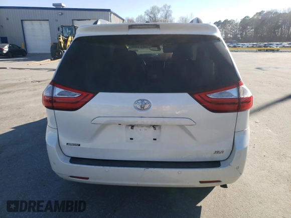2017 Toyota Sienna XLE Auto Access Seat with VIN 5TDYZ3DC2HS790411, listed as a Copart auction lot 49497325 with 0 mi miles and Salvage Title. Bid and sale history available at carsss.com. Image 6.