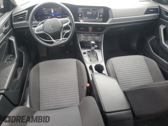 2024 Volkswagen Jetta S with VIN 3VW5M7BU8RM027831, listed as a Copart auction lot 58530865 with 32,283 mi miles and Salvage title. Bid and sale history available at DreamBid. Image 8.