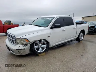 2019 Ram 1500 Lone Star z VIN 1C6RR6LT5KS537130, wystawiony jako Copart lot #51519305 z przebiegiem 130 993 mil mil oraz Szkoda całkowita • Salvage title. Historia ofert i sprzedaży dostępna na DreamBid. Obrazek 1.