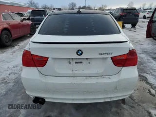 2009 BMW 3 Series 328i xDrive z VIN WBAPK73559A455911, wystawiony jako Copart lot #46065595 z przebiegiem 261 802 mil mil oraz Szkoda całkowita • Salvage title. Historia ofert i sprzedaży dostępna na DreamBid. Obrazek 6.