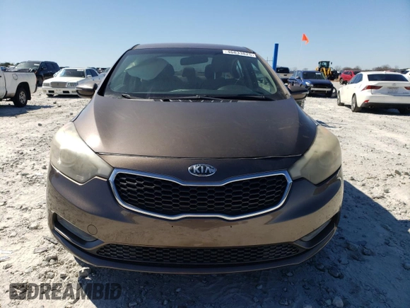 2015 Kia Forte LX with VIN KNAFX4A68F5334379, listed as a Copart auction lot 46833825 with 181,072 mi miles and Salvage Title. Bid and sale history available at DreamBid. Image 5.