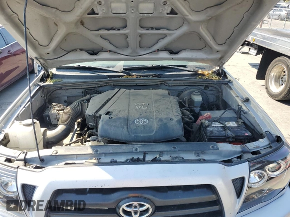 2007 Toyota Tacoma PreRunner z VIN 5TEJU62N07Z437107, wystawiony jako Copart lot #69564724 z przebiegiem 189 662 mil mil oraz Szkoda całkowita • Salvage title. Historia ofert i sprzedaży dostępna na DreamBid. Obrazek 11.