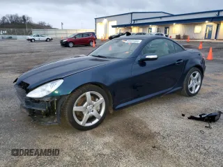 2007 Mercedes-Benz SLK-Class 3.5L with VIN WDBWK56F17F166675, listed as a Copart auction lot 81831044 with 73,953 mi miles and Clean Title. Bid and sale history available at carsss.com. Image 1.