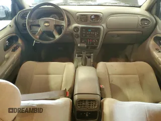 2005 Chevrolet TrailBlazer LT with VIN 1GNDT13S952178469, listed as a Copart auction lot 55058125 with 141,295 mi miles and Salvage Title. Bid and sale history available at DreamBid. Image 8.
