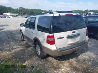 2013 Ford Expedition XLT с VIN 1FMJU1H5XDEF02260, выставлен на аукционе IAAI как лот 42467056 с пробегом 192 201 миль миль и . История ставок и продаж доступна на DreamBid. Изображение 3.