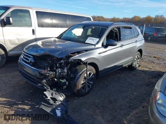 2024 Volkswagen Tiguan S with VIN 3VVRB7AX7RM103854, listed as a IAAI auction lot 40829997 with 3,683 mi miles and . Bid and sale history available at DreamBid. Image 17.