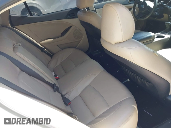 2015 Kia Optima LX z VIN KNAGM4A78F5614728, wystawiony jako IAAI lot #42494773 z przebiegiem 106 752 mil mil oraz . Historia ofert i sprzedaży dostępna na DreamBid. Obrazek 8.