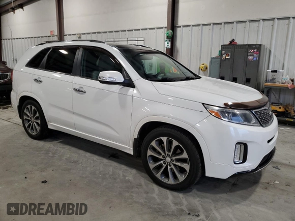 2015 Kia Sorento SX with VIN 5XYKW4A79FG652645, listed as a Copart auction lot 47987745 with 283,622 mi miles and Clean Title. Bid and sale history available at carsss.com. Image 4.
