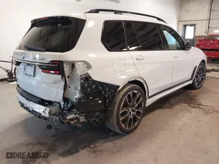 2024 BMW X7 M60i with VIN 5UX33EM04R9T72699, listed as a IAAI auction lot 41296464 with 39,785 mi miles. Bid and sale history available at carsss.com. Image 4.