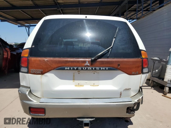 2002 Mitsubishi Montero XLS z VIN JA4MT31R42J048762, wystawiony jako Copart lot #54794835 z przebiegiem 124 978 mil mil oraz Czysty tytuł • Clean title. Historia ofert i sprzedaży dostępna na DreamBid. Obrazek 6.