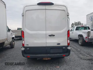 2018 Ford Transit с VIN 1FTBW2CMXJKA90524, выставлен на аукционе IAAI как лот 41484868 с пробегом 109 810 миль миль и . История ставок и продаж доступна на DreamBid. Изображение 16.