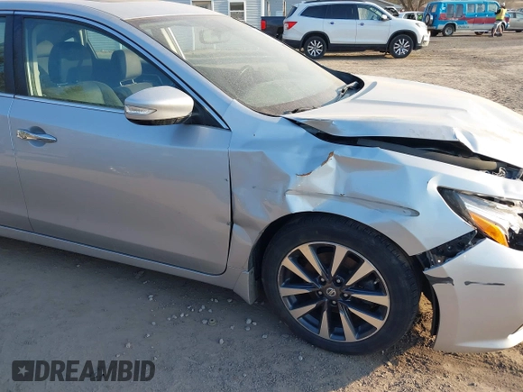 2016 Nissan Altima SR with VIN 1N4AL3AP2GC287591, listed as a IAAI auction lot 41758321 with 114,894 mi miles and . Bid and sale history available at carsss.com. Image 13.