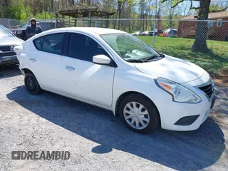 2015 Nissan Versa SV with VIN 3N1CN7APXFL841860, listed as a IAAI auction lot 41966503 with 69,286 mi miles. Bid and sale history available at carsss.com. Image 1.
