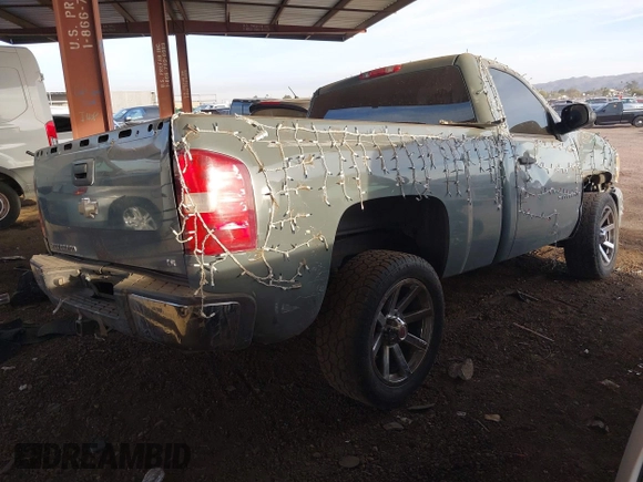 2008 Chevrolet Silverado 1500 Work Truck with VIN 1GCEK14C48Z308399, listed as a IAAI auction lot 41409910 with 39,268 mi miles. Bid and sale history available at carsss.com. Image 4.