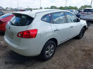 2011 Nissan Rogue SV z VIN JN8AS5MT7BW168920, wystawiony jako IAAI lot #42201800 z przebiegiem 230 757 mil mil oraz . Historia ofert i sprzedaży dostępna na DreamBid. Obrazek 4.