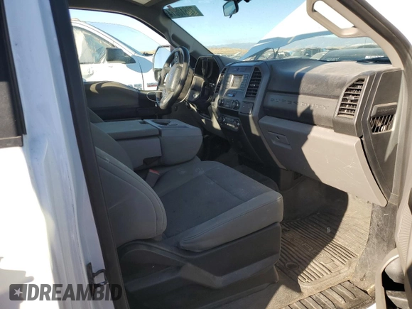 2019 Ford Super Duty F-250 SRW XL with VIN 1FTBF2A65KED13315, listed as a Copart auction lot 72810674 with 58,145 mi miles and Salvage Title. Bid and sale history available at carsss.com. Image 10.