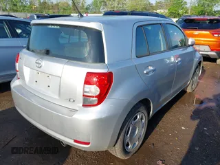 2008 Scion xD z VIN JTKKU10468J005689, wystawiony jako IAAI lot #42178257 z przebiegiem 165 553 mil mil oraz . Historia ofert i sprzedaży dostępna na DreamBid. Obrazek 4.