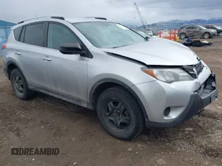 2015 Toyota RAV4 LE z VIN 2T3BFREVXFW315585, wystawiony jako IAAI lot #41724381 z przebiegiem 105 855 mil mil oraz . Historia ofert i sprzedaży dostępna na DreamBid. Obrazek 1.