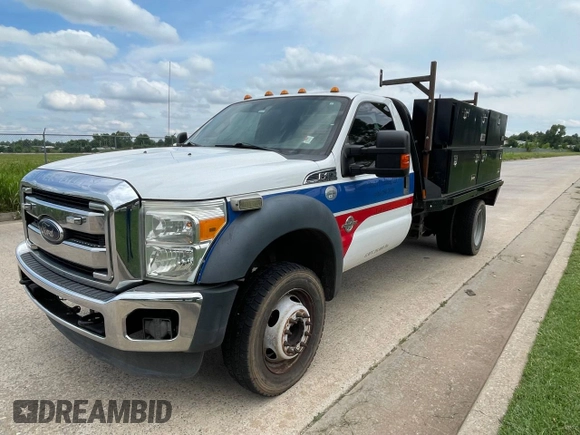 2014 Ford F-450 with VIN 1FDUF4GT5EEA92994, listed as a Copart auction lot 59019495 with 313,438 mi miles and Clean title. Bid and sale history available at DreamBid. Image 2.