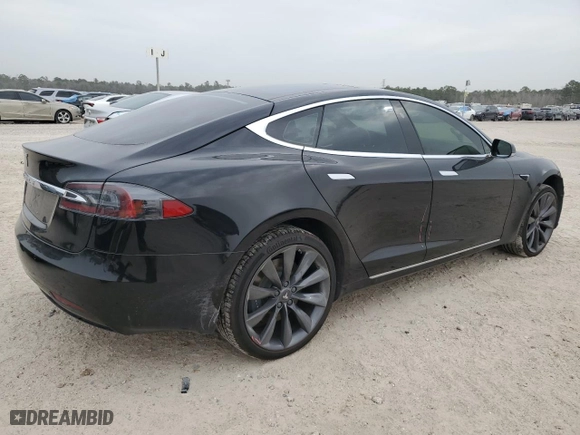 2017 Tesla Model S 100D with VIN 5YJSA1E25HF229423, listed as a Copart auction lot 48037295 with 60,592 mi miles and Non Repairable. Bid and sale history available at carsss.com. Image 3.