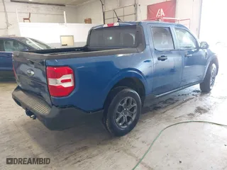 2024 Ford Maverick XLT with VIN 3FTTW8H32RRA67690, listed as a IAAI auction lot 41924897 with 10,981 mi miles. Bid and sale history available at carsss.com. Image 4.