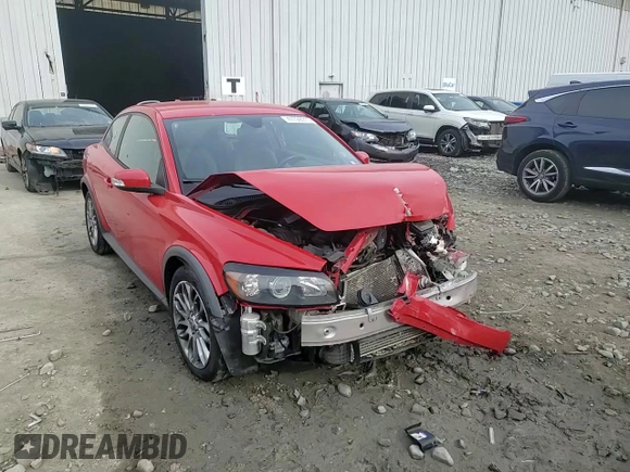 2009 Volvo C30 z VIN YV1MK672992142333, wystawiony jako Copart lot #47728015 z przebiegiem 110 622 mil mil oraz Szkoda całkowita • Salvage title. Historia ofert i sprzedaży dostępna na DreamBid. Obrazek 11.