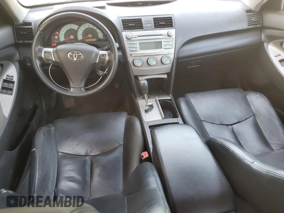 2008 Toyota Camry LE z VIN 4T1BK46K58U061525, wystawiony jako Copart lot #50753765 z przebiegiem 177 688 mil mil oraz Szkoda całkowita • Salvage title. Historia ofert i sprzedaży dostępna na DreamBid. Obrazek 8.
