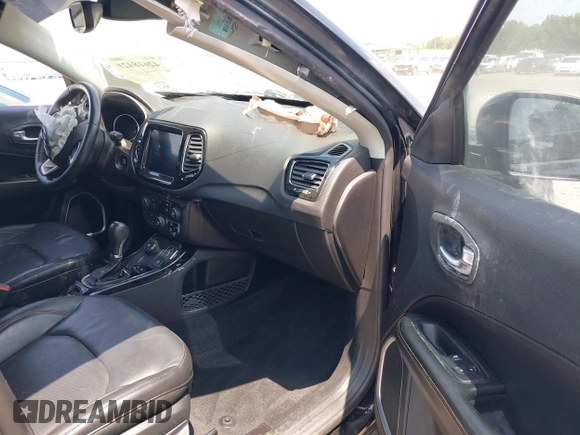 2018 Jeep Compass Limited with VIN 3C4NJDCBXJT332524, listed as a IAAI auction lot 42618421 with 61,854 mi miles and . Bid and sale history available at DreamBid. Image 5.
