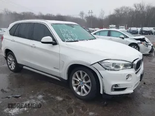 2014 BMW X5 xDrive50i with VIN 5UXKR6C52E0C02307, listed as a IAAI auction lot 41510047 with 113,468 mi miles. Bid and sale history available at carsss.com. Image 1.