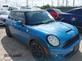 2013 MINI Hardtop S with VIN WMWSV3C5XDT392344, listed as a IAAI auction lot 42565417 with 95,855 mi miles and . Bid and sale history available at DreamBid. Image 1.