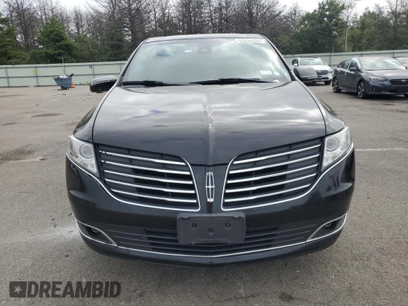 2019 Lincoln MKT with VIN 2LMHJ5NK6KBL01252, listed as a Copart auction lot 69934684 with 213,659 mi miles and Salvage Title. Bid and sale history available at DreamBid. Image 5.