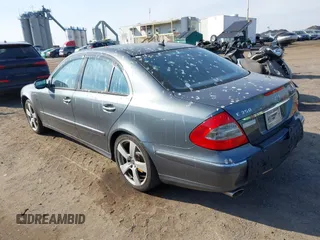2007 Mercedes-Benz E-Class 3.5L with VIN WDBUF87X97B144564, listed as a IAAI auction lot 41625811 with 138,703 mi miles. Bid and sale history available at carsss.com. Image 3.