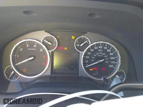 2017 Toyota Tundra 2WD SR5 with VIN 5TFRY5F16HX228522, listed as a IAAI auction lot 41712834 with 111,910 mi miles. Bid and sale history available at carsss.com. Image 7.