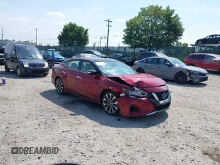 2022 Nissan Maxima Platinum with VIN 1N4AA6FV1NC503765, listed as a IAAI auction lot 42595262 with 33,008 mi miles and . Bid and sale history available at DreamBid. Image 1.