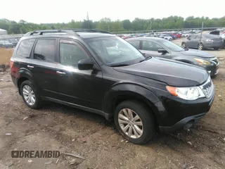 2012 Subaru Forester 2.5X Premium with VIN JF2SHBCC6CH419139, listed as a IAAI auction lot 42091254 with 191,878 mi miles. Bid and sale history available at carsss.com. Image 1.