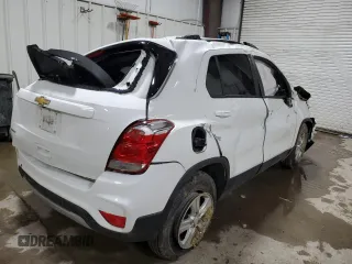 2022 Chevrolet Trax LT with VIN KL7CJLSM8NB508723, listed as a Copart auction lot 43919795 with 0 mi miles and Salvage Title. Bid and sale history available at carsss.com. Image 3.